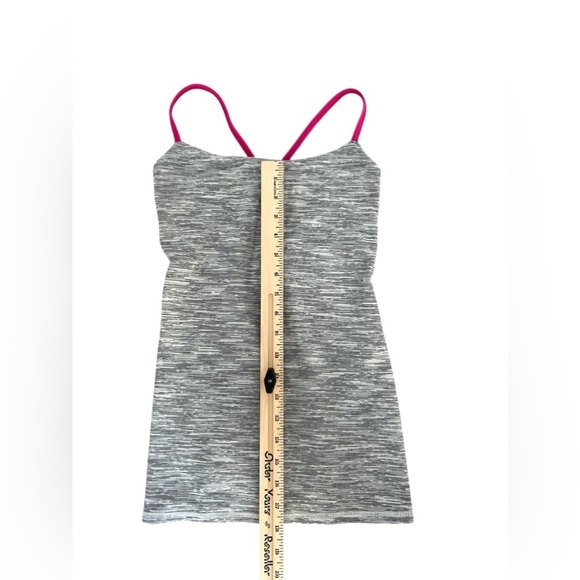 Lululemon Dancing Warrior Tank Top Silver Spoon Jewelled Magenta Women’s Size 4 - Picture 5 of 5